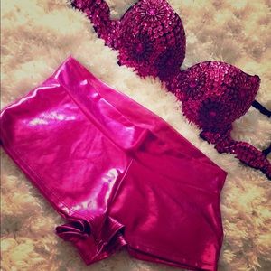 small bling bra and metallic pink booty short
